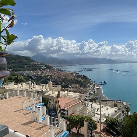 Casa Vacanza: The Wind Rose วิเอตริ ภายนอก รูปภาพ