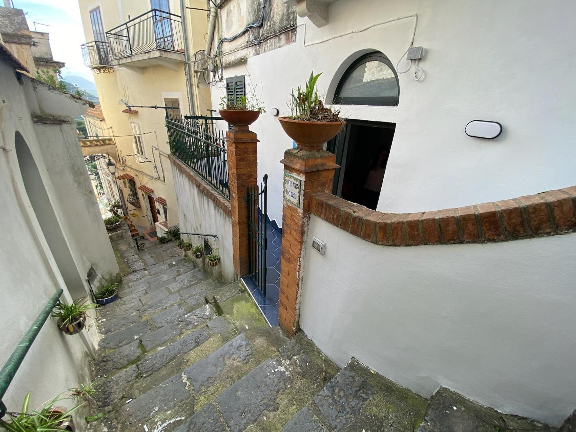 Casa Vacanza: The Wind Rose วิเอตริ ภายนอก รูปภาพ