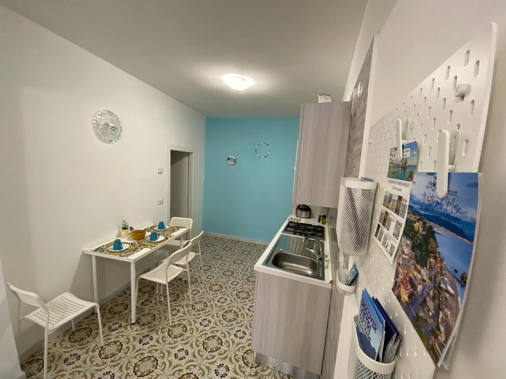 Casa Vacanza: The Wind Rose วิเอตริ ภายนอก รูปภาพ